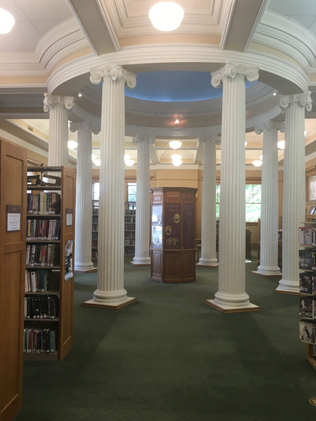 Maquoketa Public Library, Maquoketa, Iowa 52060